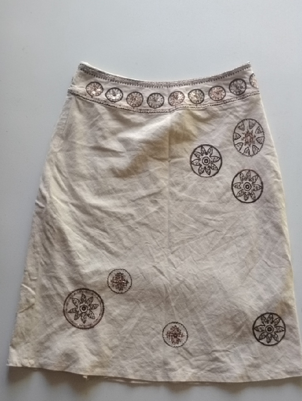 Willi Smith Cream A-Line Skirt with Brown Embroidered Medallions